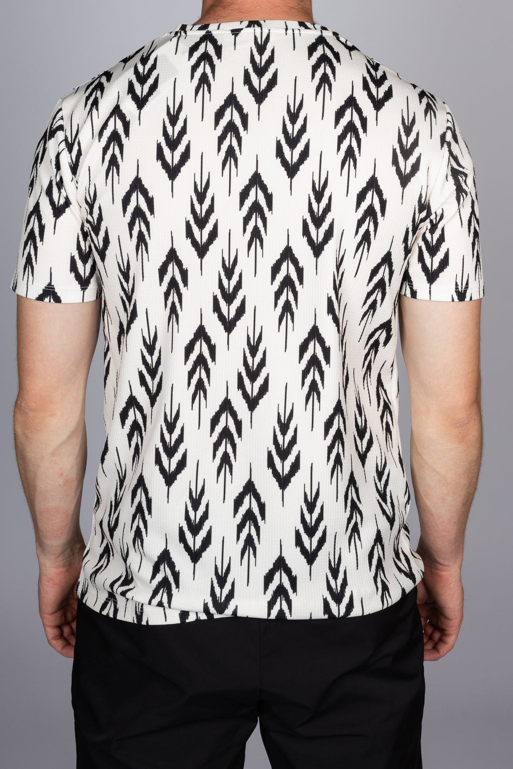 Arrow Pattern Shirts Arrowhead Pattern T-Shirt – Milano Couture