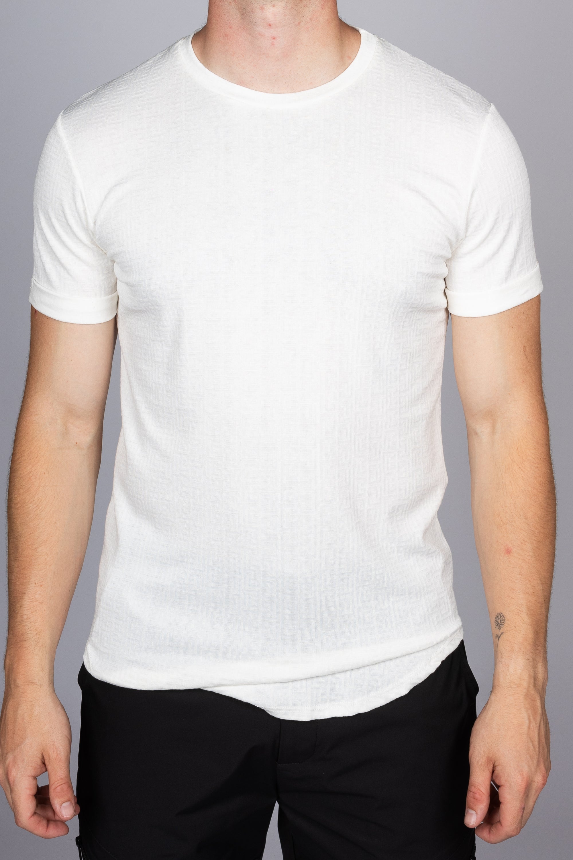 Muscle Fit Maze Pattern T-Shirt