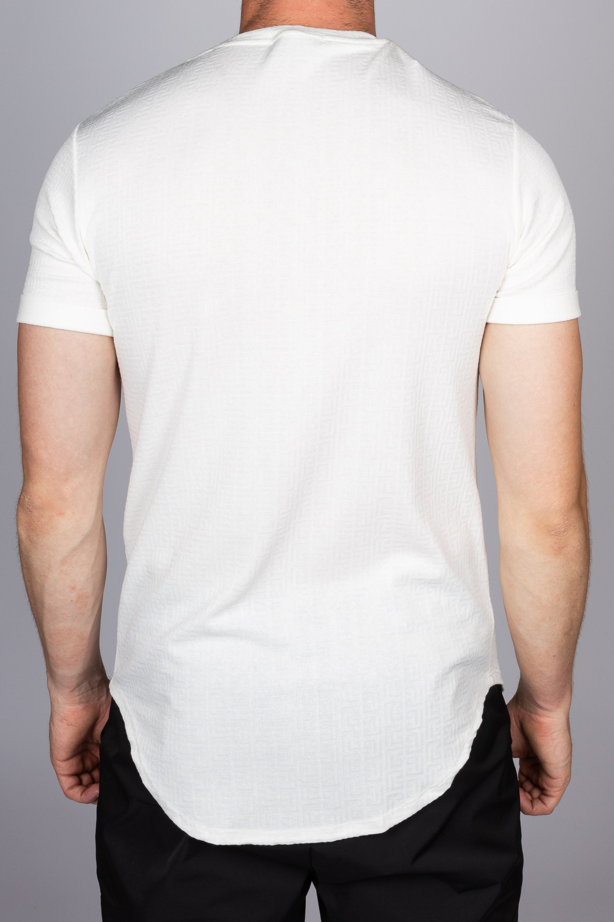 Muscle Fit Maze Pattern T-Shirt
