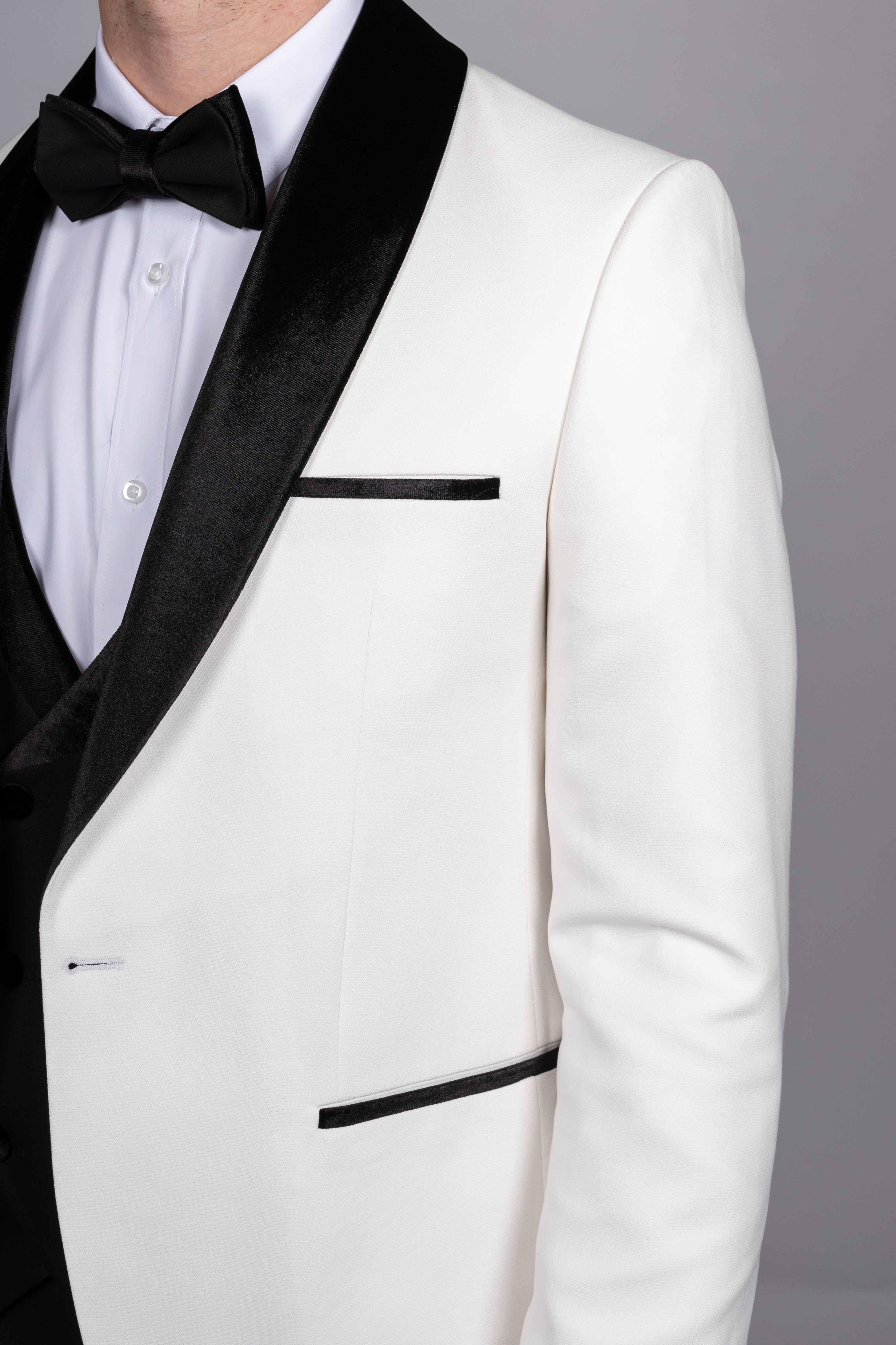 Milano White Velvet Shawl Lapel Tux