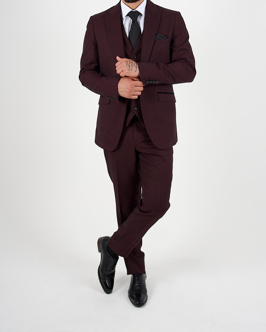 Caridi Wine Regular Check Three Piece Suit