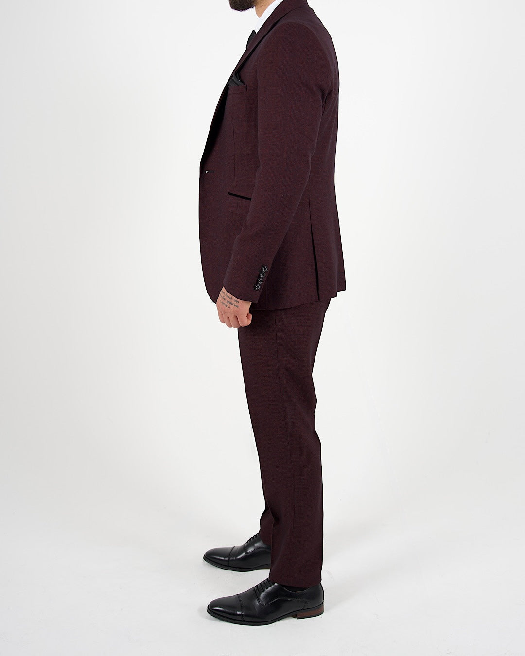 Caridi Wine Regular Check Three Piece Suit
