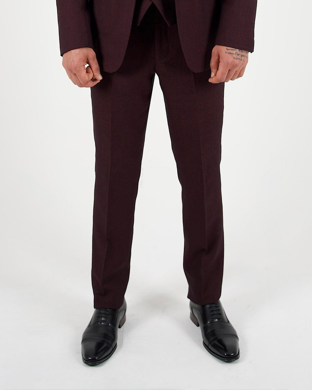 Caridi Wine Regular Check Three Piece Suit