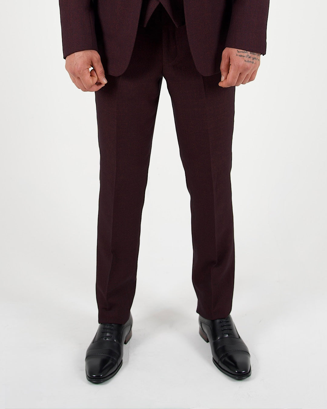 Caridi Wine Regular Check Three Piece Suit