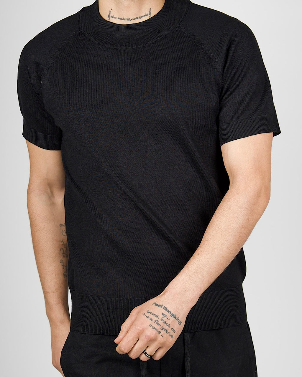 Black Muscle Fit Knit T-Shirt