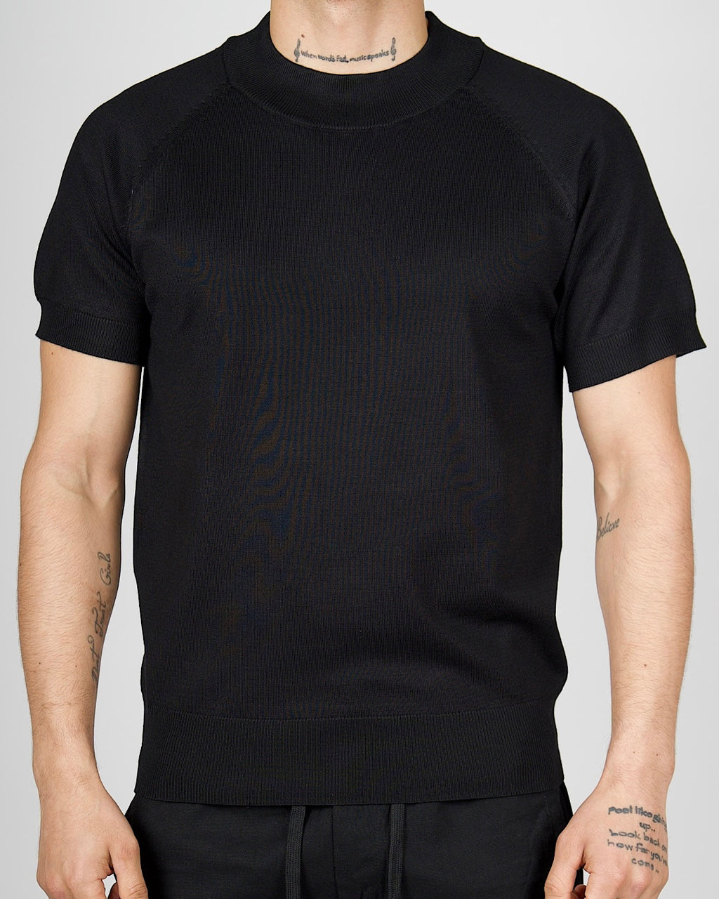 Black Muscle Fit Knit T-Shirt
