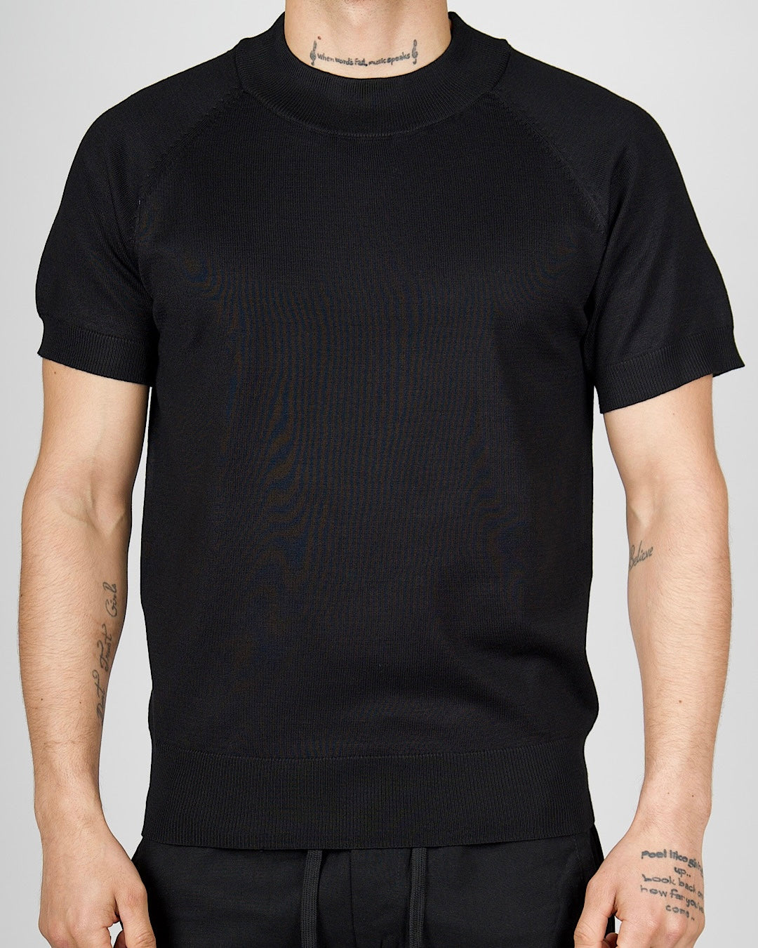 Black Muscle Fit Knit T-Shirt
