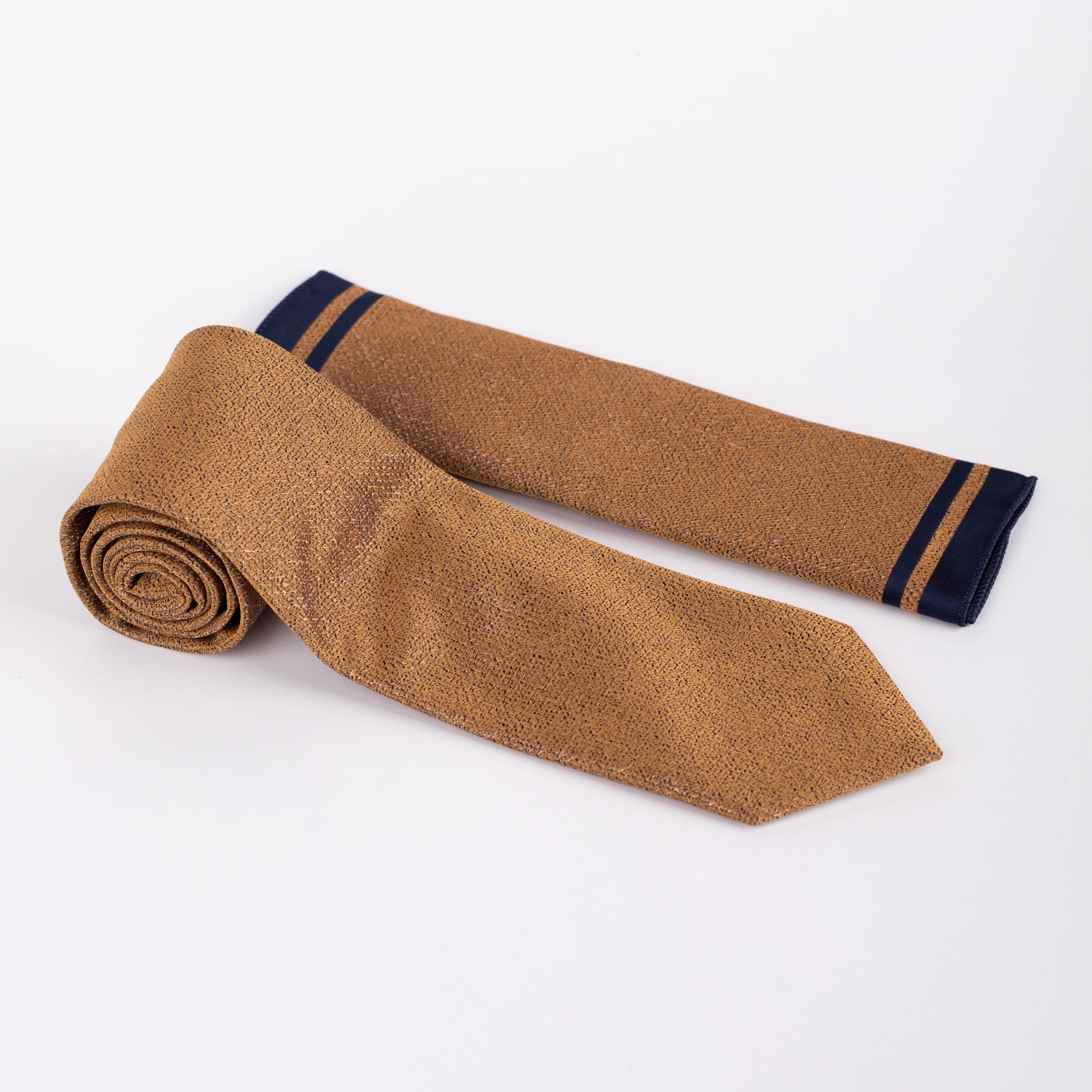 MC Houndstooth - Tie & Pocket Square Set in Gold & Navy