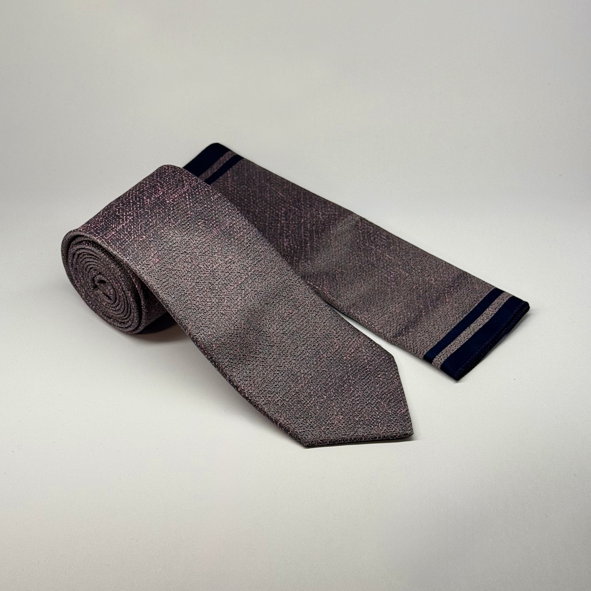 MC Houndstooth - Tie & Pocket Square Set in Purple & Navy