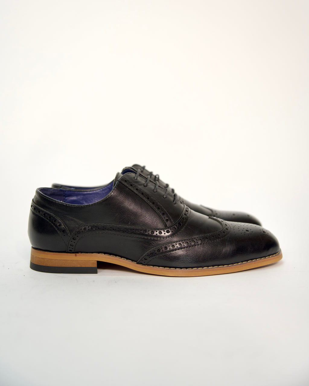 Round Toe Leather Brogue Shoe with Brown Soles