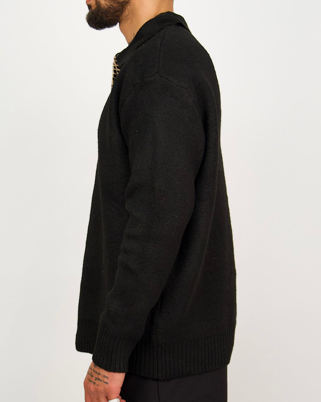Black Collar Knit Jumper with Stitch Detail