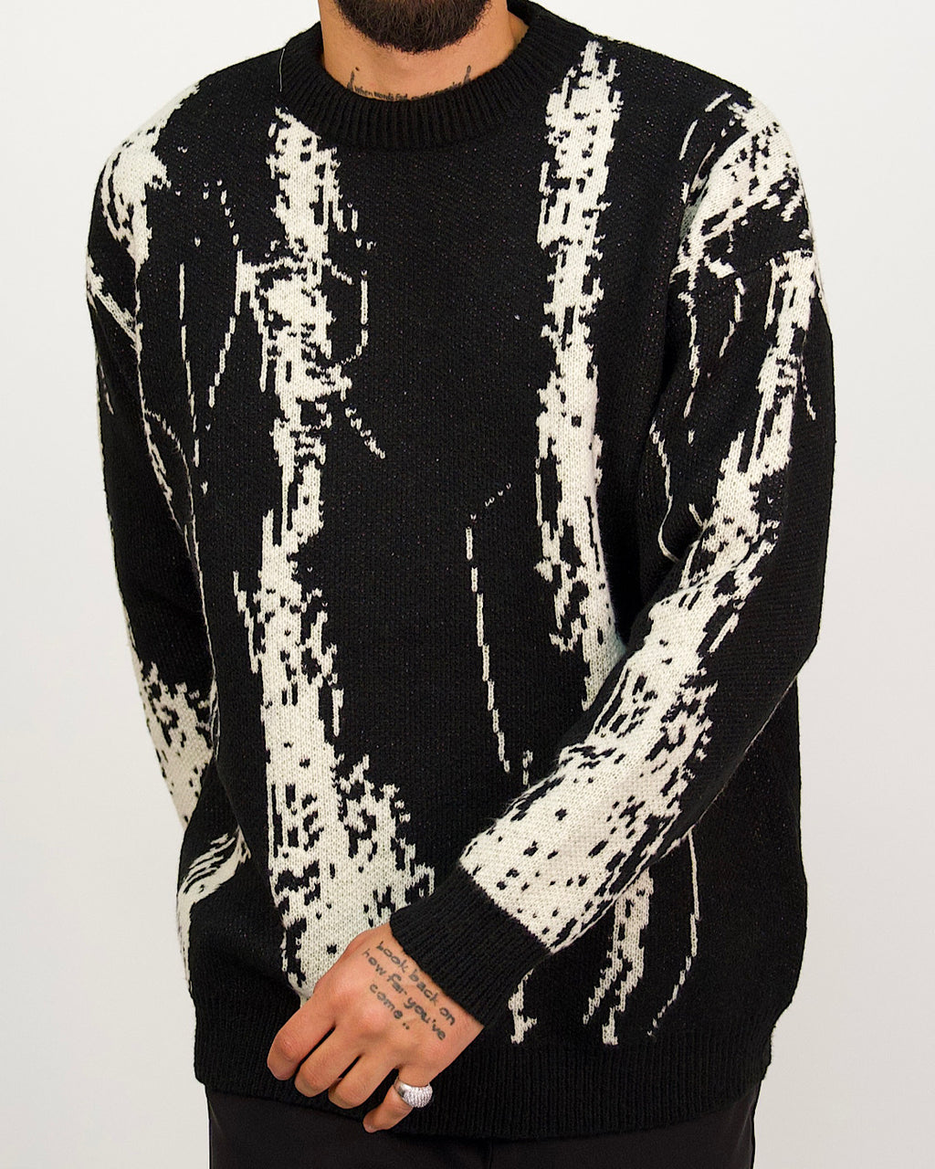 Black Oversized Knit Jumper with Cream Streak Design