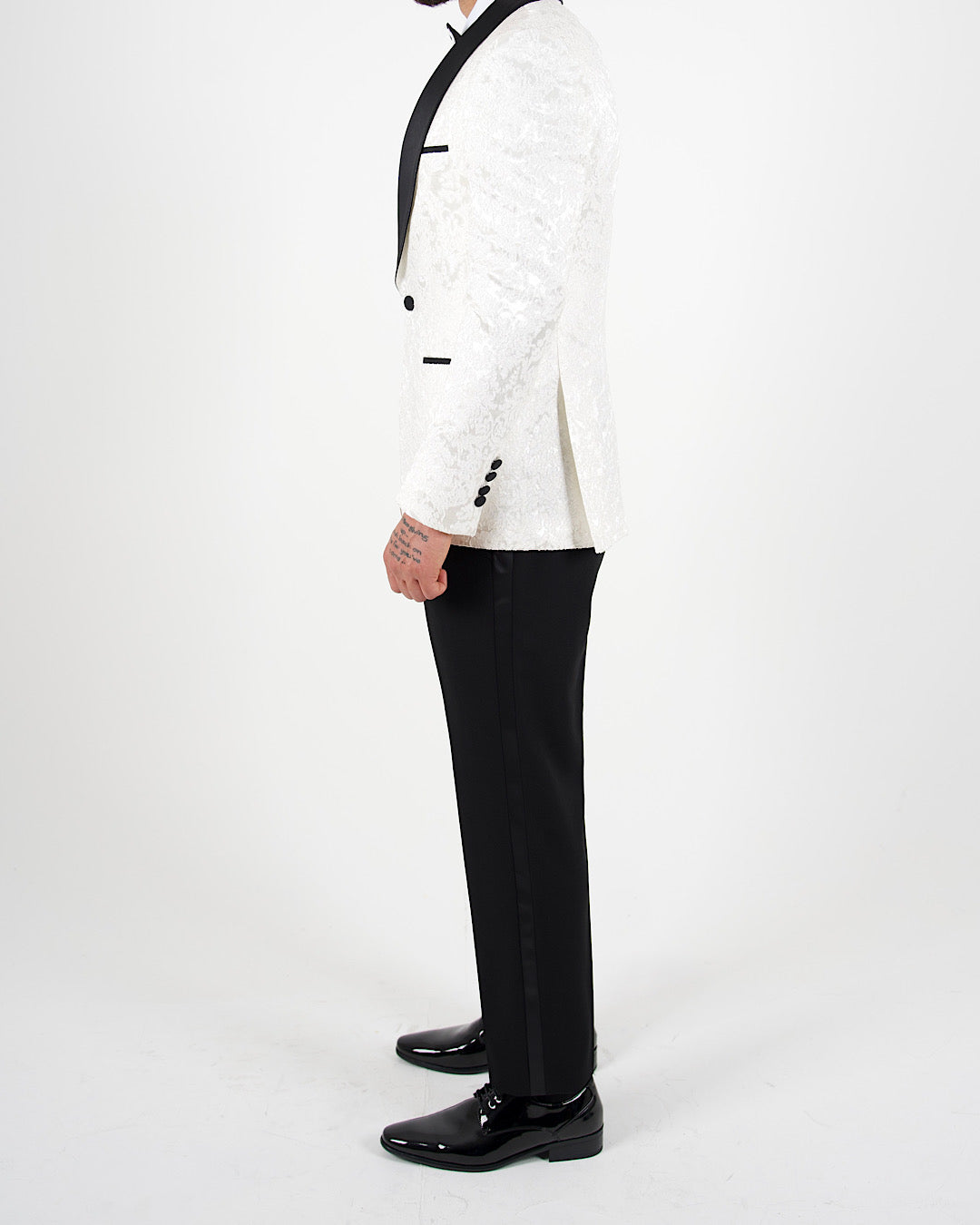 White Jacquard Shawl Lapel Blazer with Bow Tie