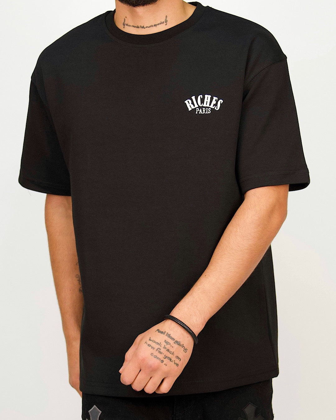 Riches Lounge Graphic Tee