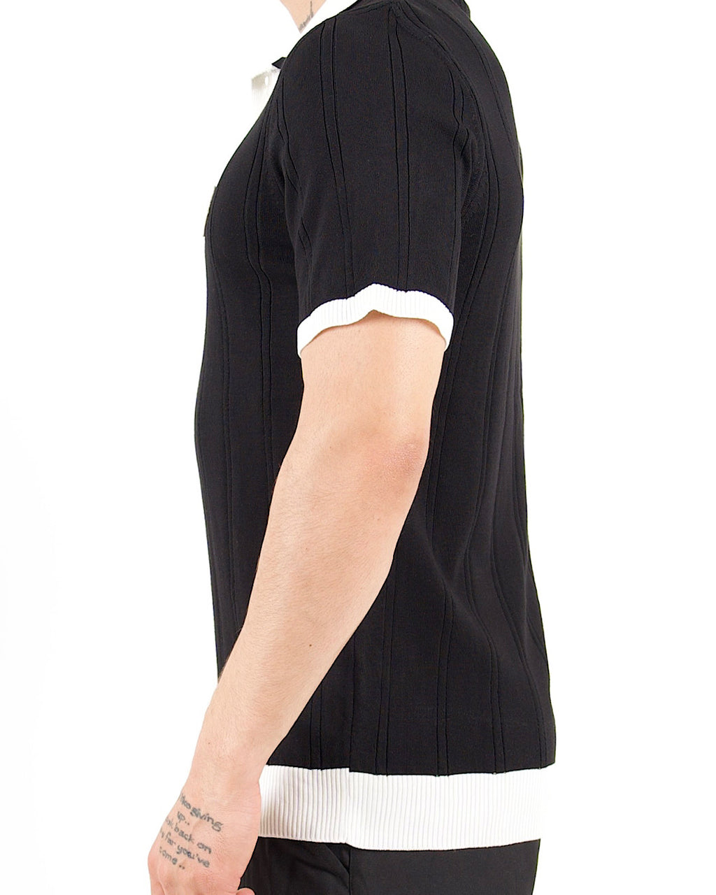 Contrast Collar Knitted Polo Black Shirt With Pearl Buttons