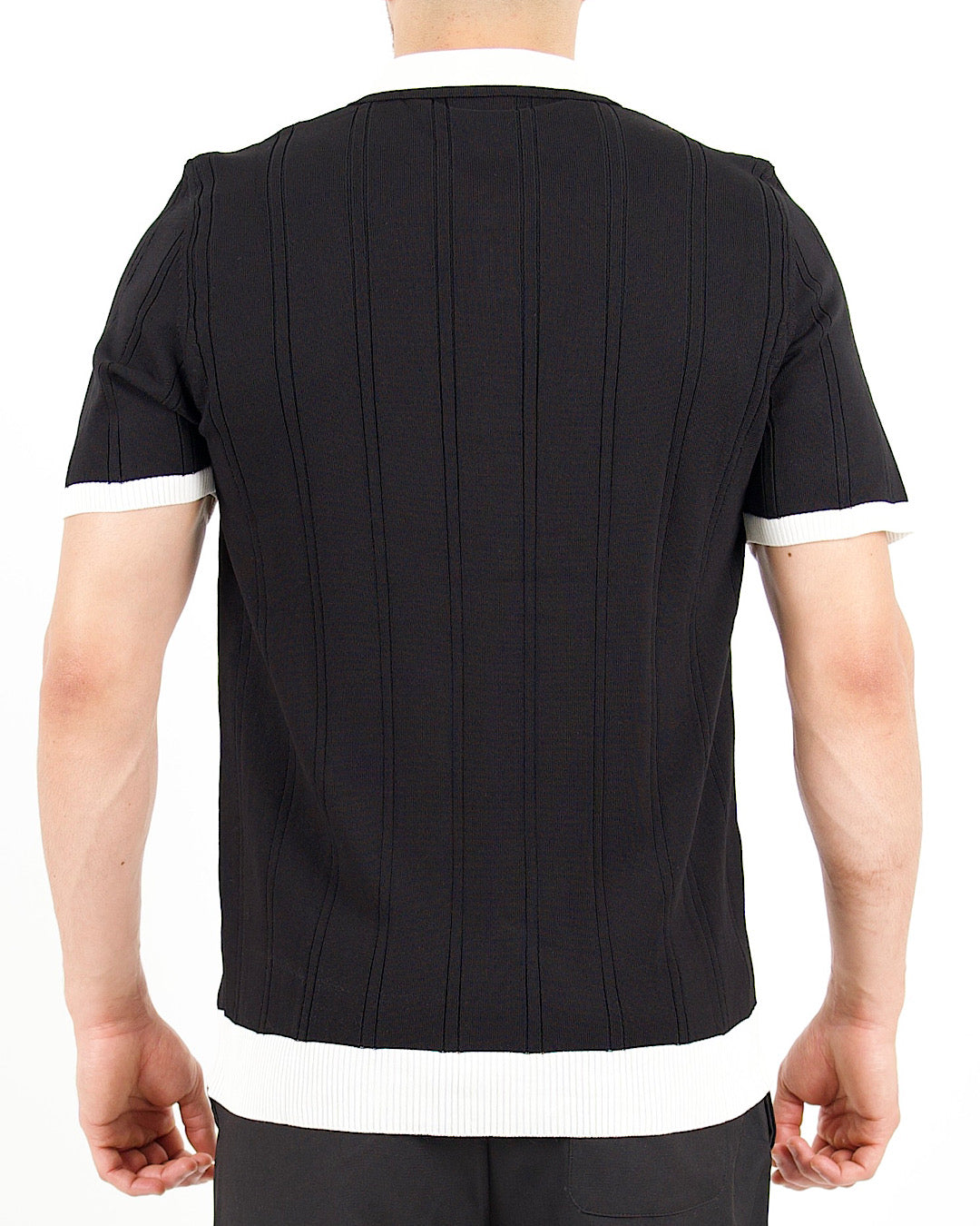 Contrast Collar Knitted Polo Black Shirt With Pearl Buttons