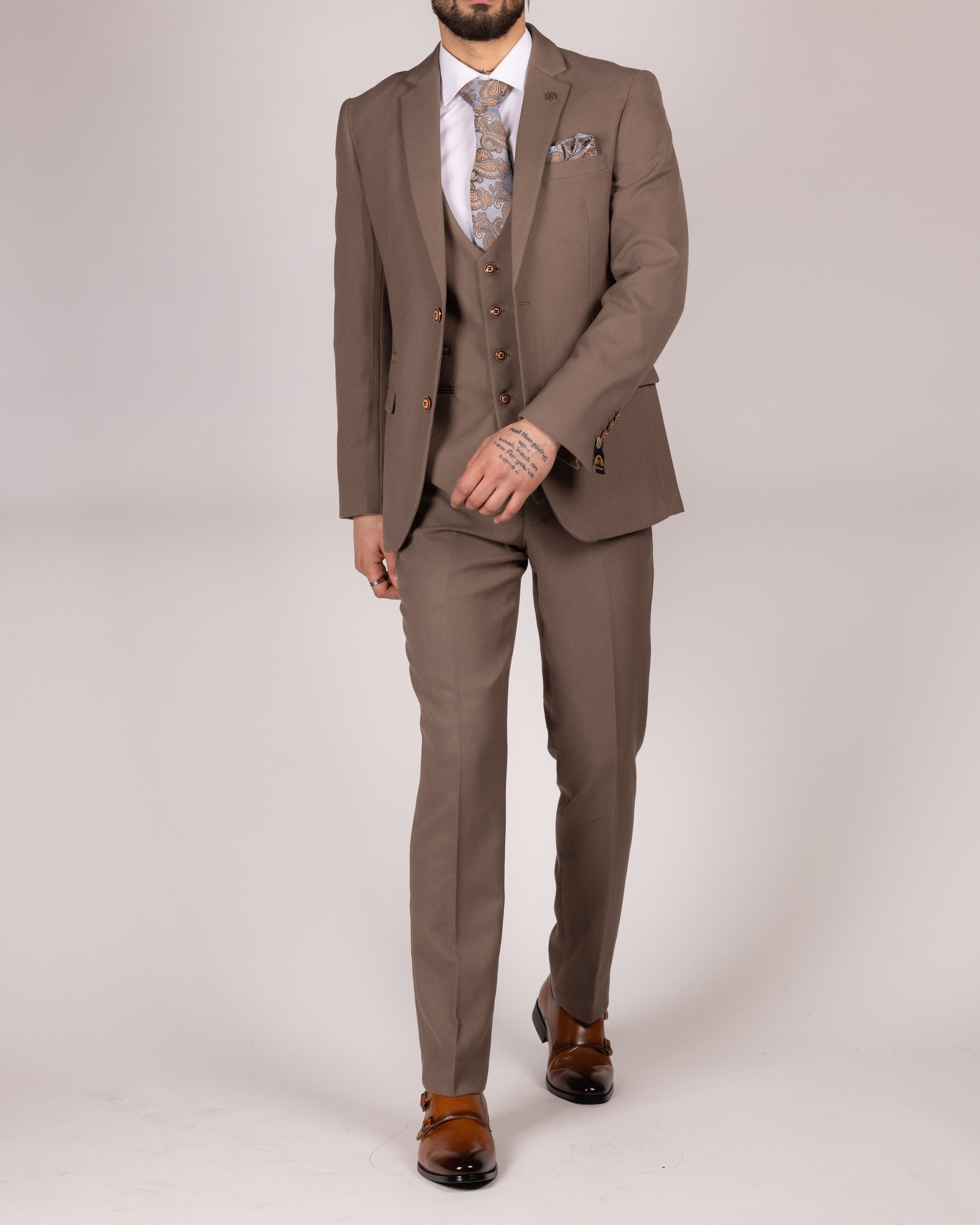 HM5 - Tan Tailored Three Piece Suit