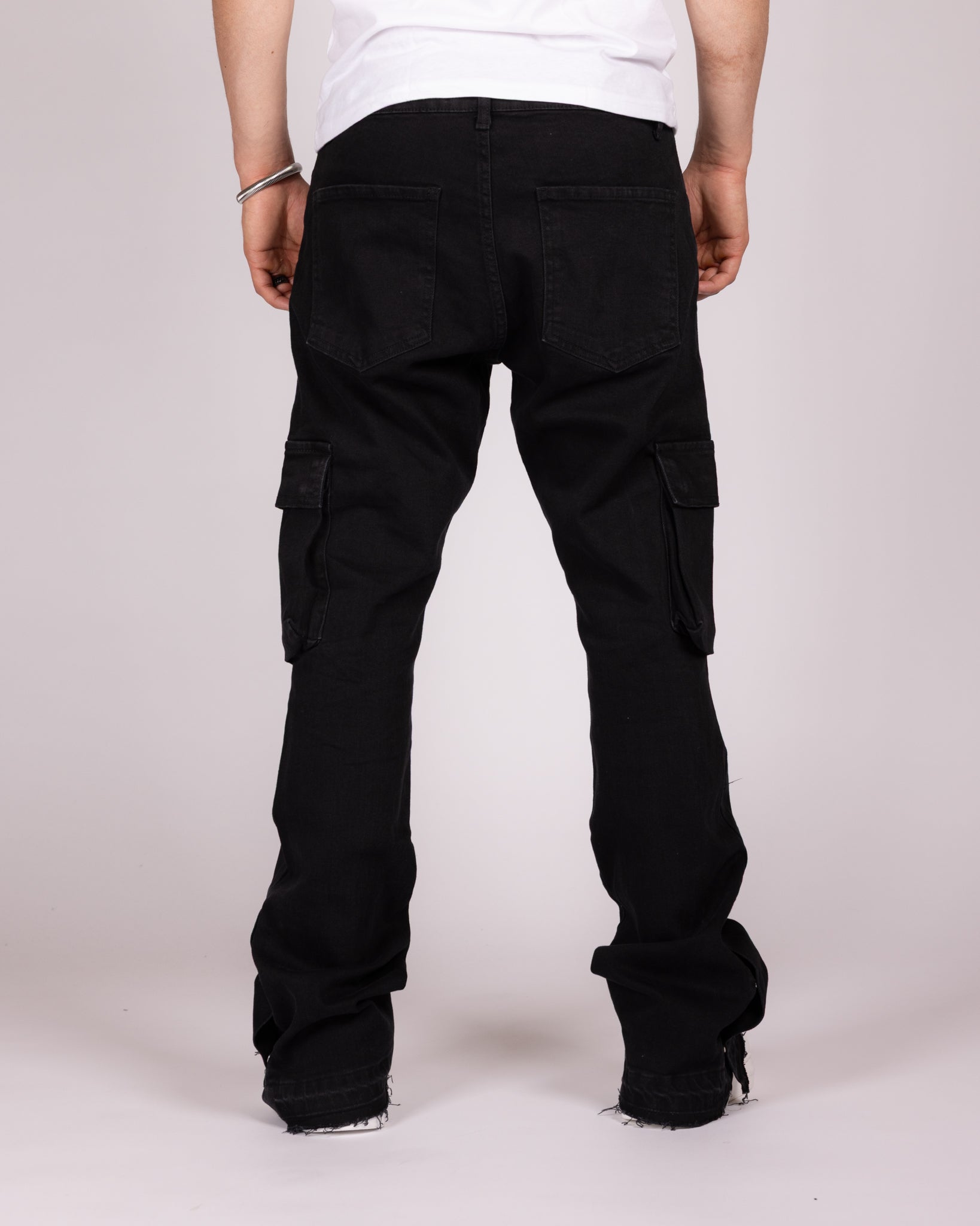 Flared Cargo Jeans with Raw Hem and Side Pockets