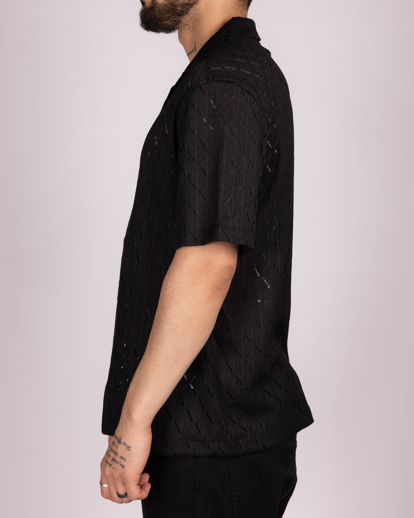 Textured Diamond-Pattern Short Sleeve Shirt