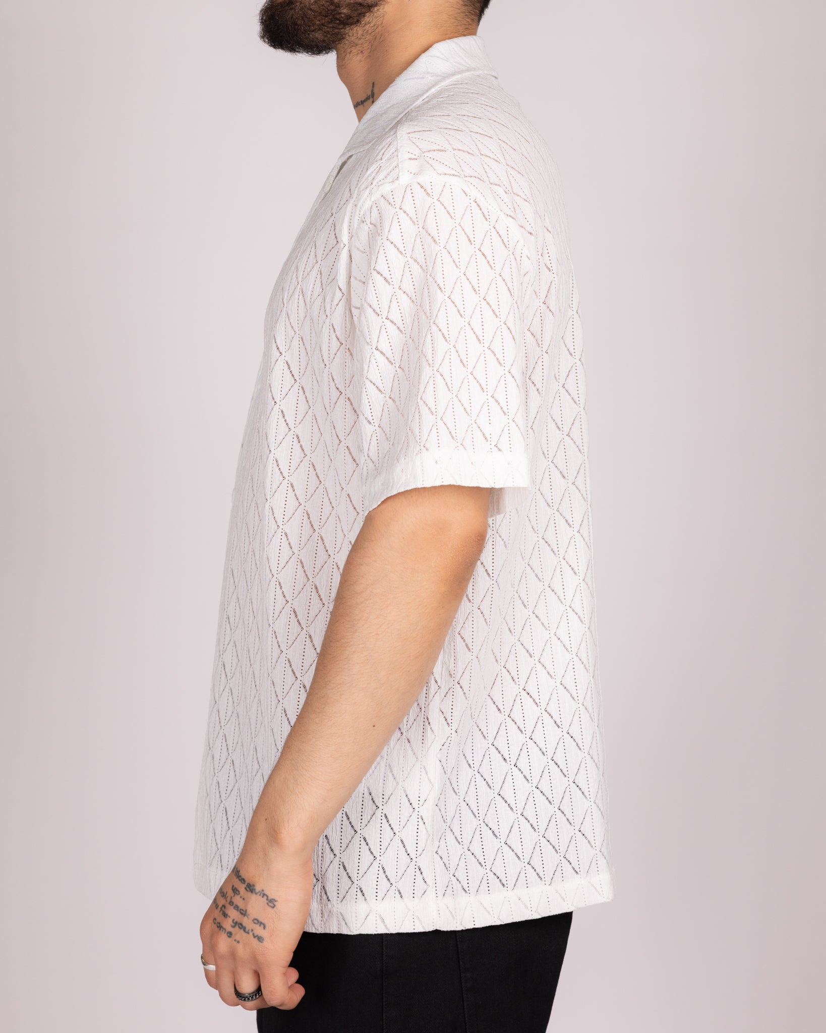 Textured Diamond-Pattern Short Sleeve Shirt