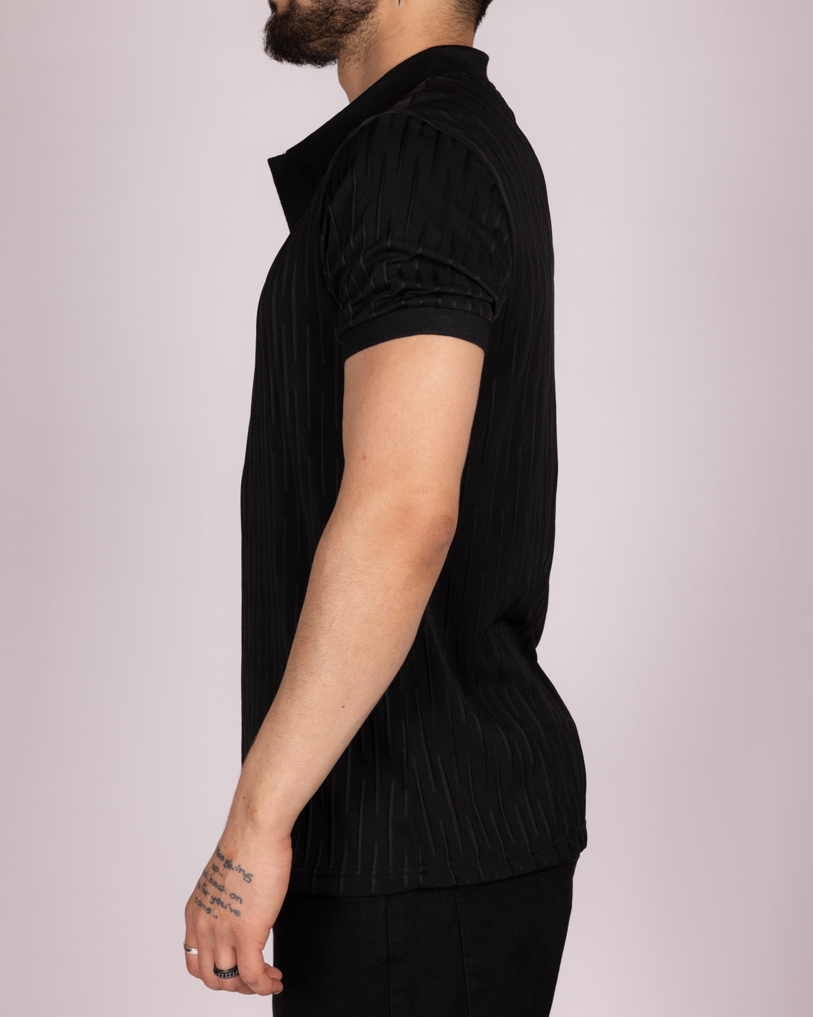 Vertical Dash Textured Short Sleeve Polo Shirt