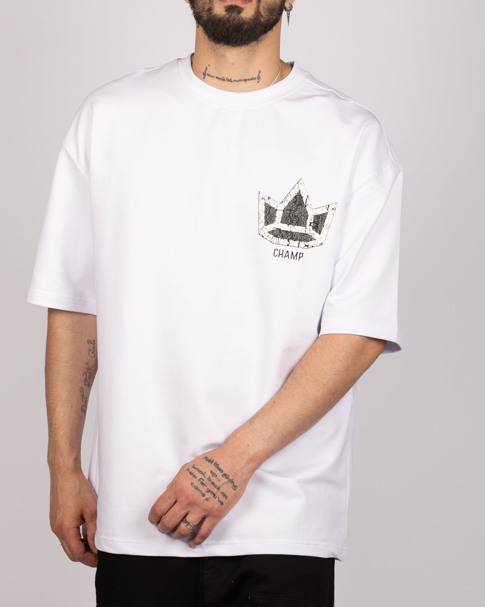 Crown Graphic T-Shirt – Milano Couture