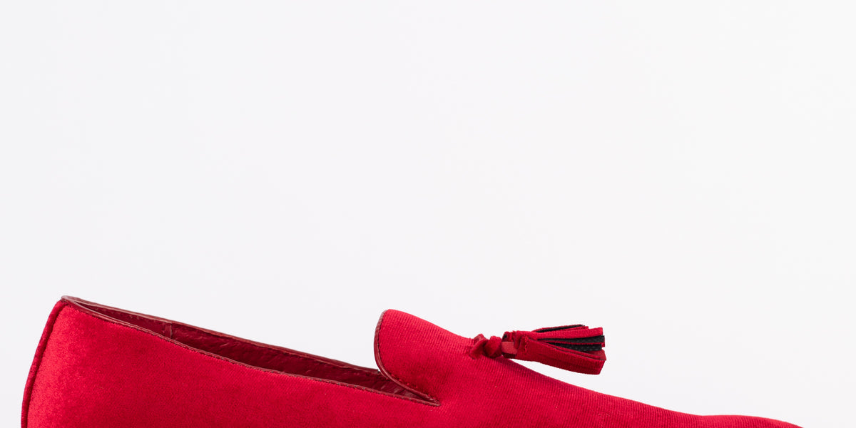 Threaded Pear Scarlett Decor Slip On Shoes