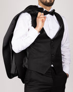 Oscar Black Peak Lapel Tuxedo Suit
