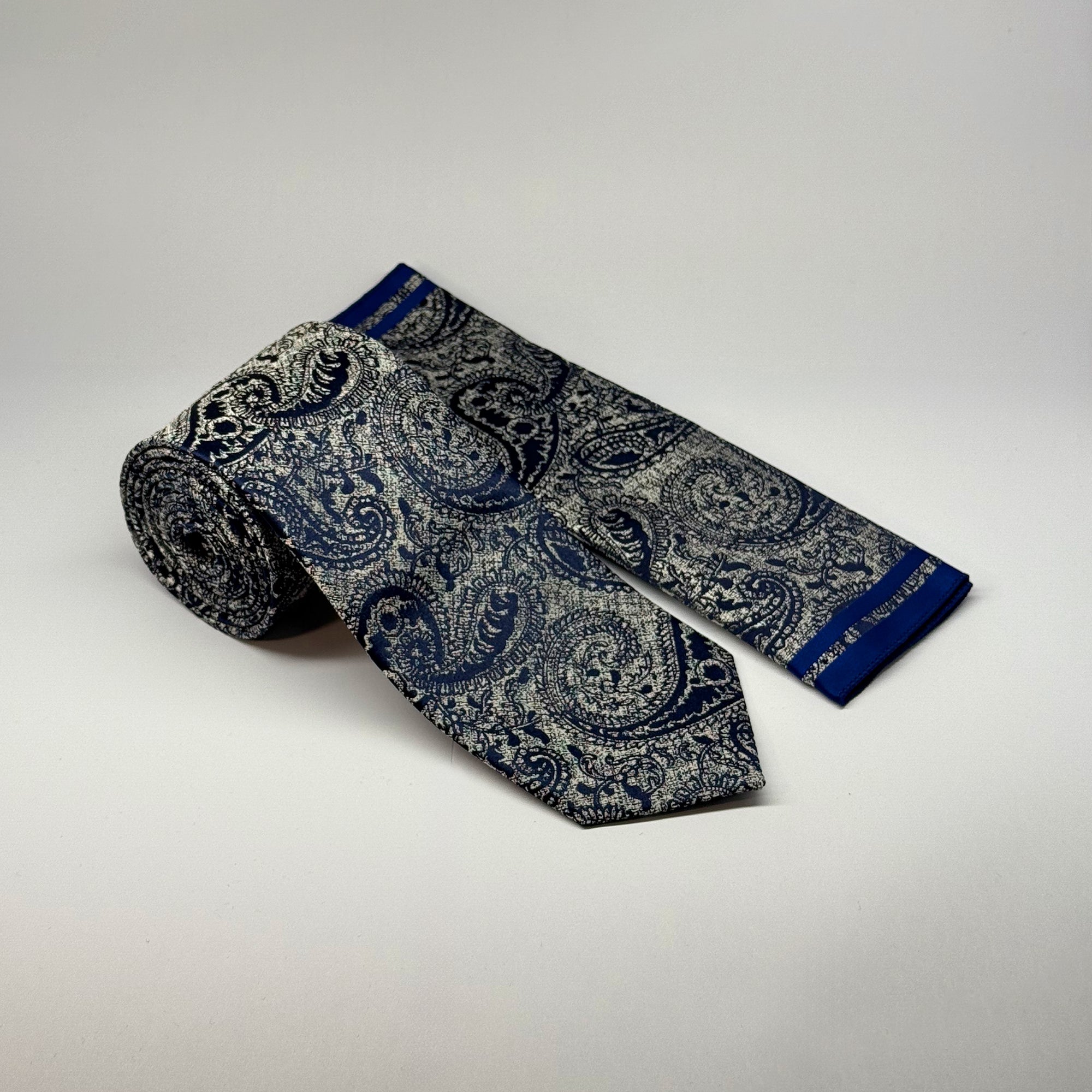 MC Paisley Lux - Tie & Pocket Square Set in Grey & Navy